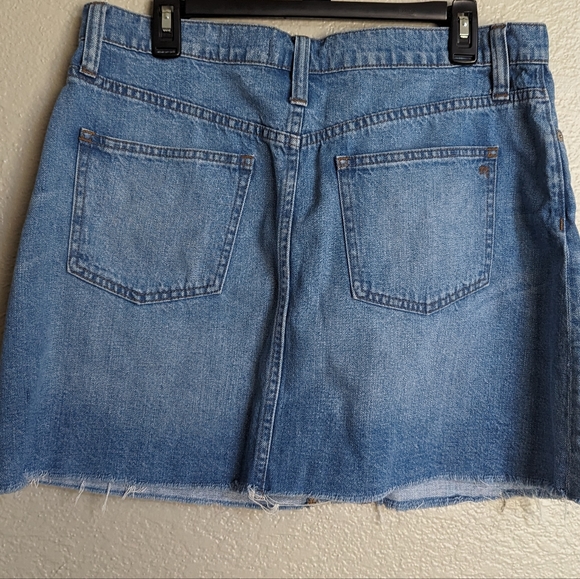 Madewell Rigid denim mini skirt in Lakeline wash size 32 - Picture 2 of 4